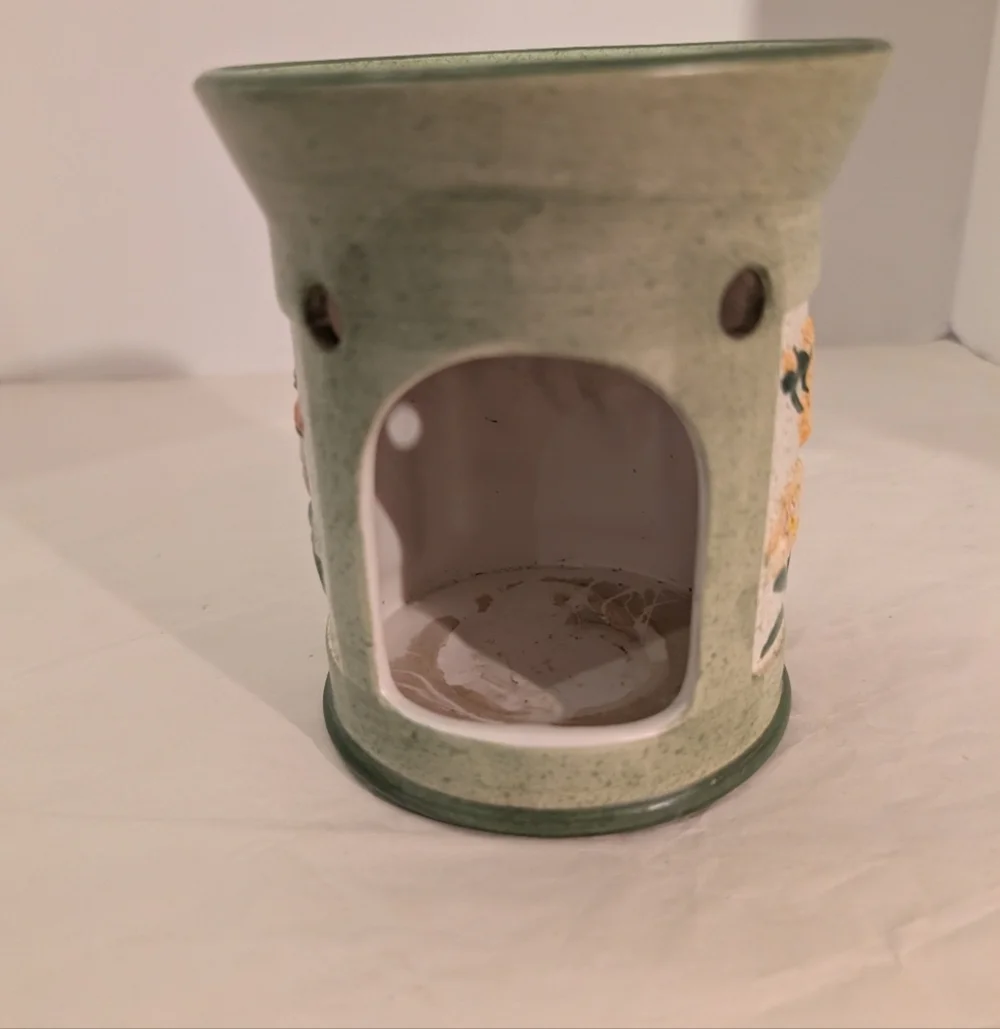 Yankee Candle Garden Flower Botanical Ceramic Tart Wax Melt Warmer
